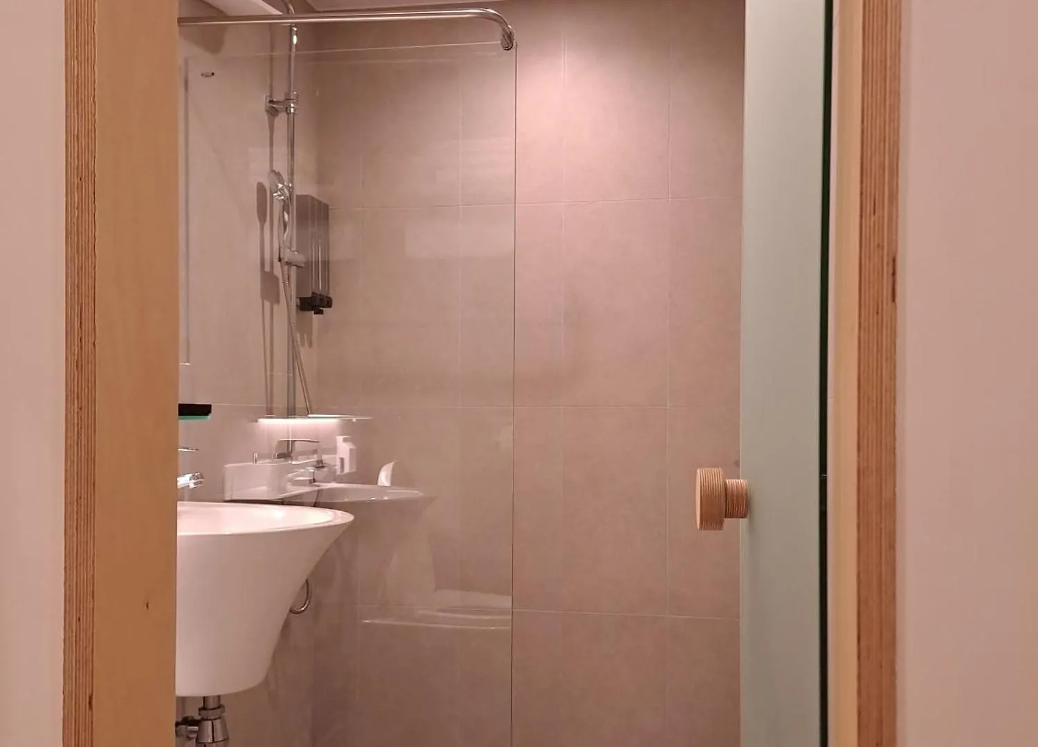 Gloryinn Seoul Hotel