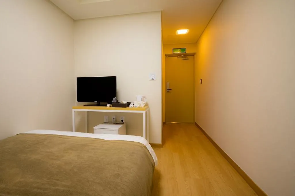 Gloryinn Seoul 3*,  South Korea